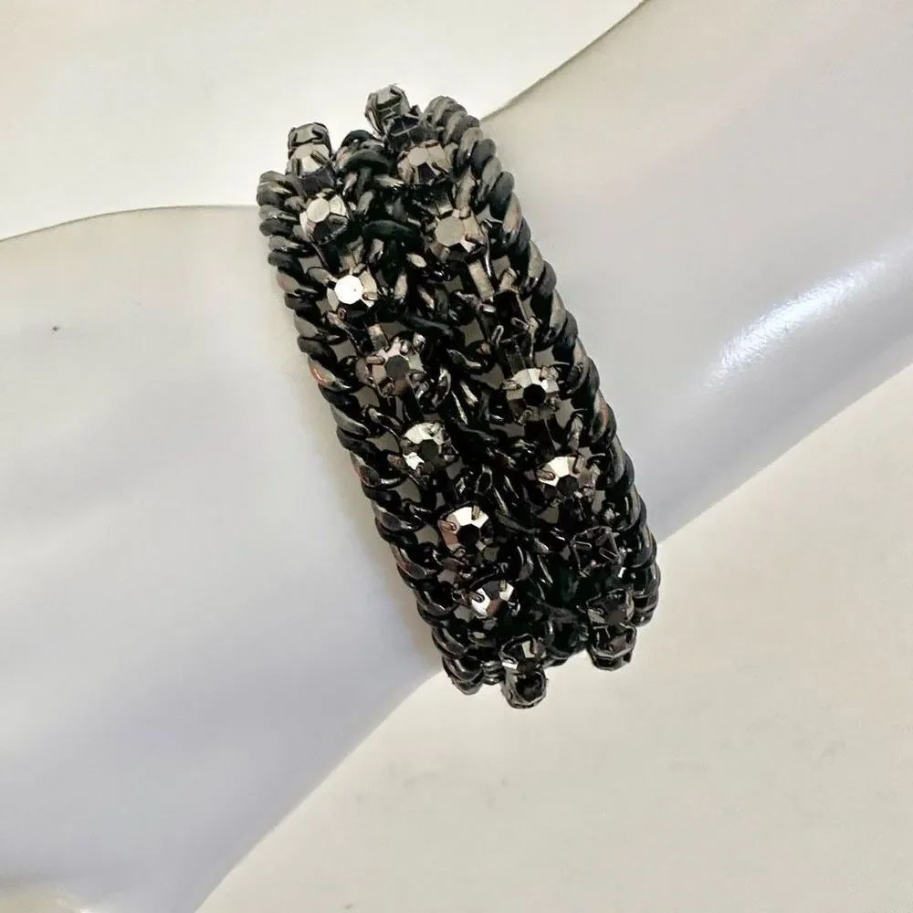 Black rhinestone chain bracelet